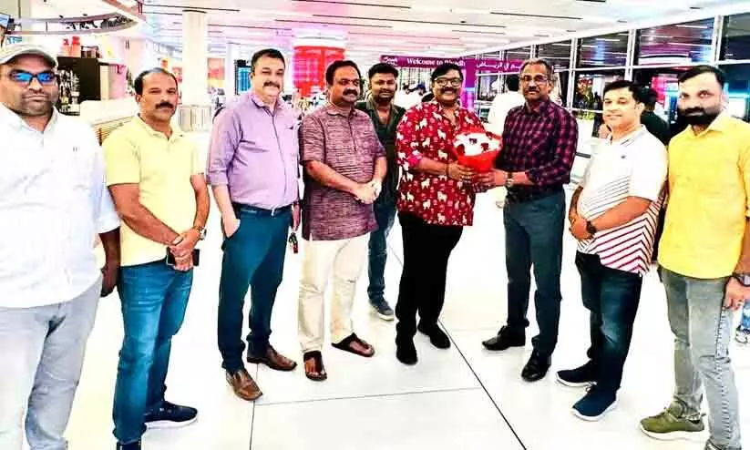 ഗ്രാൻഡ് മാസ്റ്റർ ജി.എസ്. പ്രദീപിന് റിയാദിൽ സ്വീകരണം ഗ്രാൻഡ് മാസ്റ്റർ ജി.എസ്. പ്രദീപിന് റിയാദിൽ സ്വീകരണം