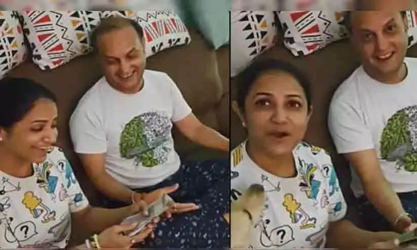 Indian techie goes viral after sharing first salary with parents Indian techie goes viral after sharing first salary with parents