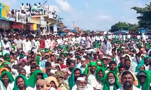 ക്വിന്റലിന് 3500 താങ്ങുവില ആവശ്യപ്പെട്ട് കരിമ്പ് കർഷകർ പ്രക്ഷോഭത്തിൽ