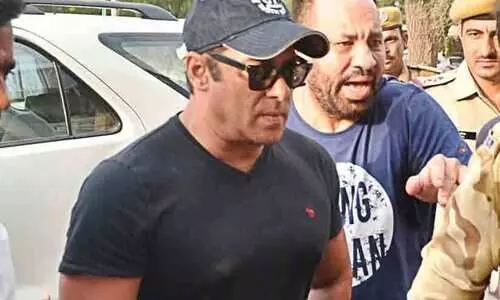 5രൂപയുടെ പാൻമസാലയിൽ കുങ്കുമപ്പൂവ്?; തെറ്റിദ്ധരിപ്പിക്കുന്ന പരസ്യ ചിത്രത്തിൽ അഭിനയിച്ചതിന് സൽമാൻ ഖാന് കോടതി നോട്ടീസ്