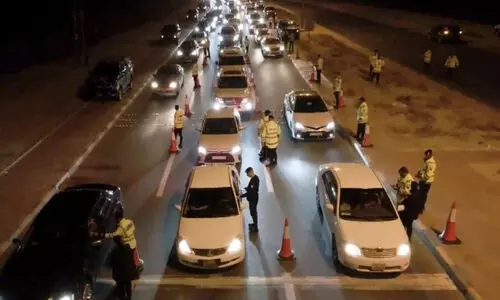 സു​ര​ക്ഷ, ഗ​താ​ഗ​ത പ​രി​ശോ​ധ​ന 80ല​ധി​കം പേ​ർ അ​റ​സ്റ്റി​ൽ