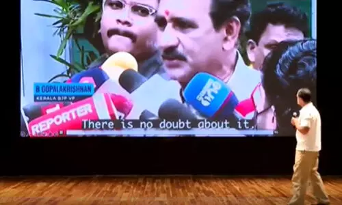 ജയിക്കാൻ വേണ്ടി ഞങ്ങൾ ജമ്മു കശ്മീരിൽ നിന്നും ആളെ കൊണ്ടുവന്ന് വോട്ട് ചെയ്യിപ്പിക്കും; ബി.ജെ.പി നേതാവ് ബി. ഗോപാലകൃഷ്ണന്റെ വിഡിയോ പ്രദർശിപ്പിച്ച് രാഹുൽ ഗാന്ധി