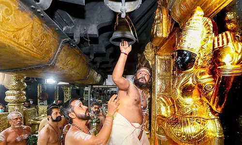 Sabarimala,Gold looting,High Court,Temple assets,Investigation,ഹൈകോടതി, സ്വർണമോഷണം, ശബരിമല