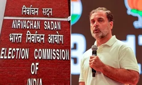 ‘കള്ളവോട്ട് നടന്നപ്പോൾ കോൺഗ്രസിന്‍റെ പോളിങ് ഏജന്‍റുമാർ എന്തുചെയ്യുകയായിരുന്നു? രാഹുൽ എസ്.ഐ.ആറിനെ പിന്തുണക്കുന്നുണ്ടോ?’; മറുചോദ്യങ്ങളുമായി തെര. കമീഷൻ