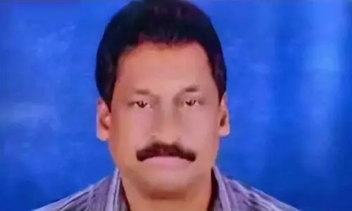 തേവലക്കരയിൽ സ്വകാര്യ ബസ് സ്കൂട്ടറിലിടിച്ച് 63കാരന് ദാരുണാന്ത്യം