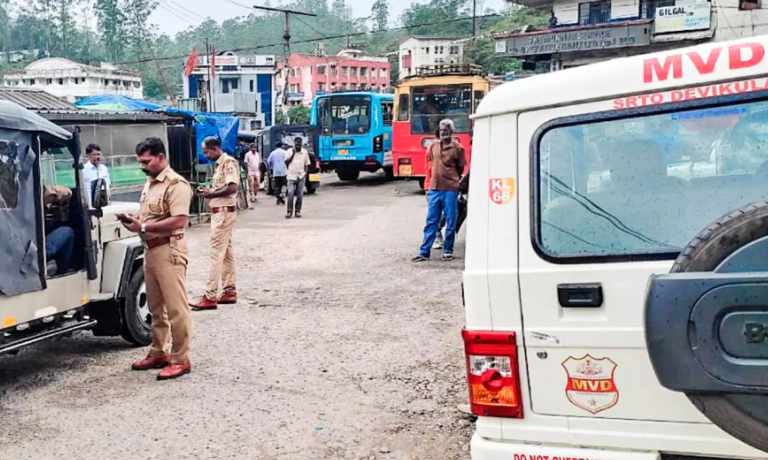മൂന്നാറിൽ മുംബൈ സ്വദേശിനിക്ക് ഭീഷണി; മോട്ടോർ വാഹന വകുപ്പും പൊലീസും പരിശോധന ശക്തമാക്കി