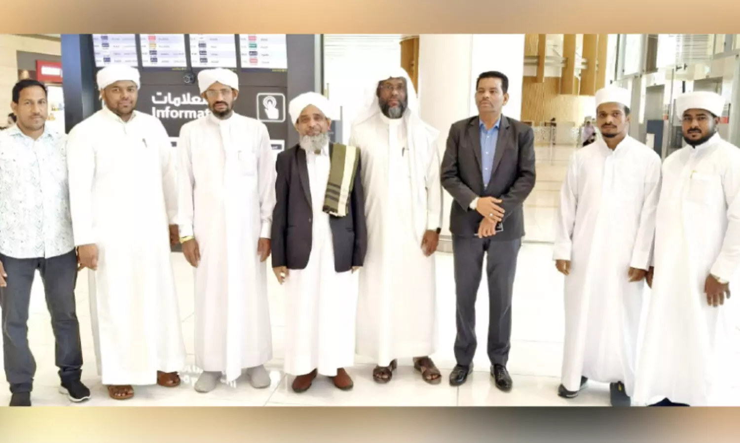 എ​ള​ങ്കൂ​ർ ത​ങ്ങ​ൾ​ക്ക് സ്വീ​ക​ര​ണം