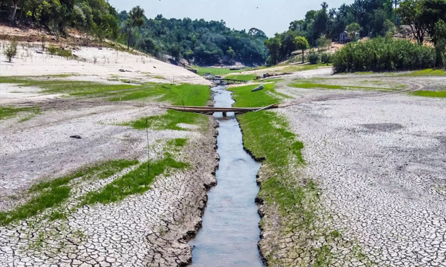 ഭരണകൂടങ്ങൾ ഒന്നിച്ചു നിന്നാൽ   കാലാവസ്ഥാ തകർച്ചയുടെ ഏറ്റവും മോശം  പ്രത്യാഘാതങ്ങൾ നേരിടാം -ഗവേഷകർ
