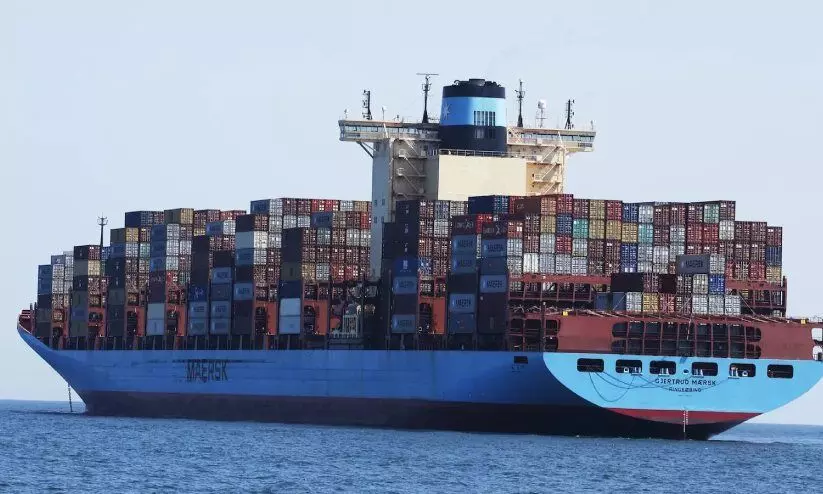 ഇന്ത്യൻ കപ്പലിന് നേരെ കടൽക്കൊള്ളക്കാരുടെ ആക്രമണം ഇന്ത്യൻ കപ്പലിന് നേരെ കടൽക്കൊള്ളക്കാരുടെ ആക്രമണം