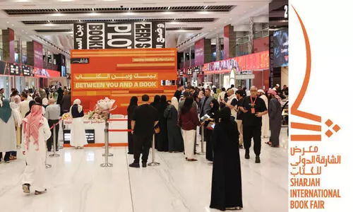 അ​ക്ഷ​ര​ങ്ങ​ളു​ടെ മ​ഹാ​മേ​ള​ക്ക്​​ പ്രൗ​ഢ​തു​ട​ക്കം; ശൈ​ഖ്​ ഡോ. ​സു​ൽ​ത്താ​ൻ ബി​ൻ മു​ഹ​മ്മ​ദ്​ അ​ൽ ഖാ​സി​മി ഉ​ദ്​​ഘാ​ട​നം ചെ​യ്തു