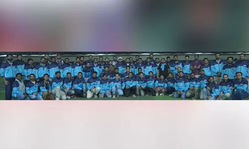 മീ​ഡി​യ വ​ൺ സൂ​പ്പ​ർ ക​പ്പ്​ സെ​മി ഇ​ന്ന്​