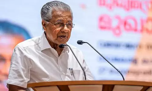 മു​ഖ്യ​മ​ന്ത്രി പി​ണ​റാ​യി വി​ജ​യ​ൻ ഇ​ന്ന് കു​വൈ​ത്തി​ൽ