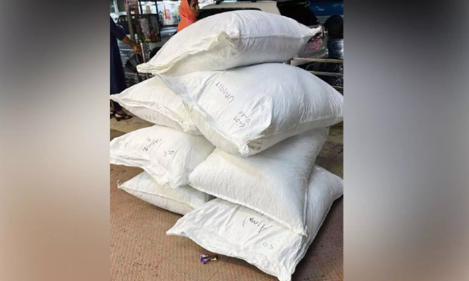 നികുതി വെട്ടിച്ചുകടത്തിയ ഏലക്ക പിടികൂടി