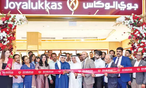 ജോ​യ്​ ആ​ലു​ക്കാ​സ്​ ഷോ​റൂം ഫു​ജൈ​റ​യി​ൽ തു​റ​ന്നു