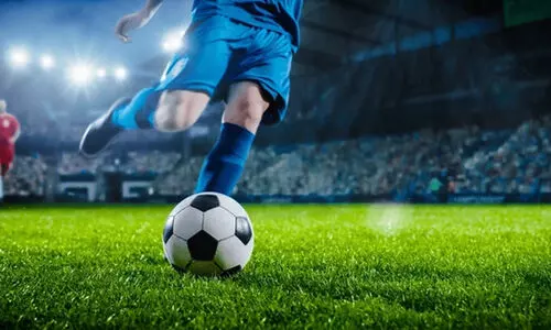 സൂപ്പര്‍ ലീഗ് കേരള: വാരിയേഴ്സും തൃശൂരും ഇന്ന് നേർക്കുനേർ