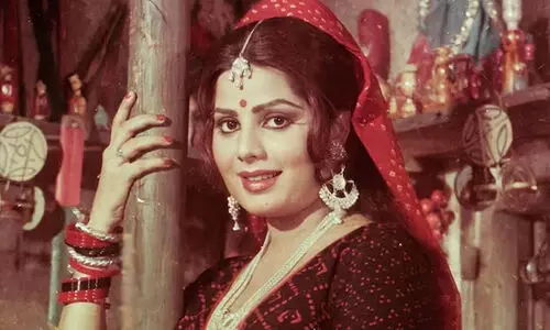 നടിയും ഗായികയുമായ സുലക്ഷണ പണ്ഡിറ്റ് അന്തരിച്ചു