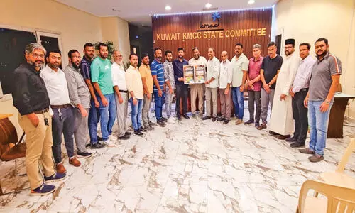 കാ​രം​സ് ടൂ​ർ​ണ​മെ​ന്റ് പോ​സ്റ്റ​ർ പ്ര​കാ​ശ​നം