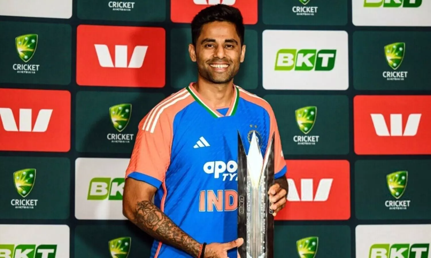 ‘ഒടുവിൽ ഒരു ട്രോഫി കൈയിൽ കിട്ടിയതിൽ സന്തോഷം’; ഏഷ്യകപ്പ് വിവാദത്തിൽ പരോക്ഷ പരാമർശവുമായി സൂര്യകുമാർ