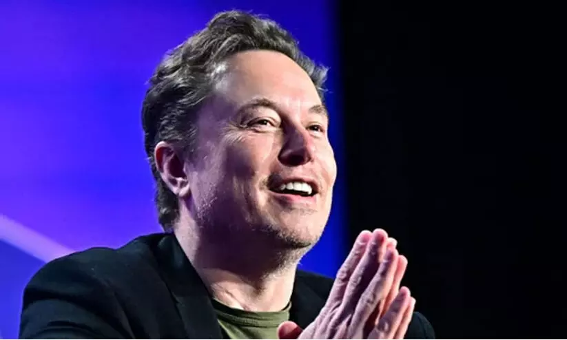 മസ്കിന് ലക്ഷം കോടി ഡോളർ പാക്കേജ്; ടെസ്ലയുടെ റോബോട്ടുകൾ ചൊവ്വയും ചന്ദ്രനും കീഴടക്കുമെന്ന് പ്രഖ്യാപനം മസ്കിന് ലക്ഷം കോടി ഡോളർ പാക്കേജ്; ടെസ്ലയുടെ റോബോട്ടുകൾ ചൊവ്വയും ചന്ദ്രനും കീഴടക്കുമെന്ന് പ്രഖ്യാപനം