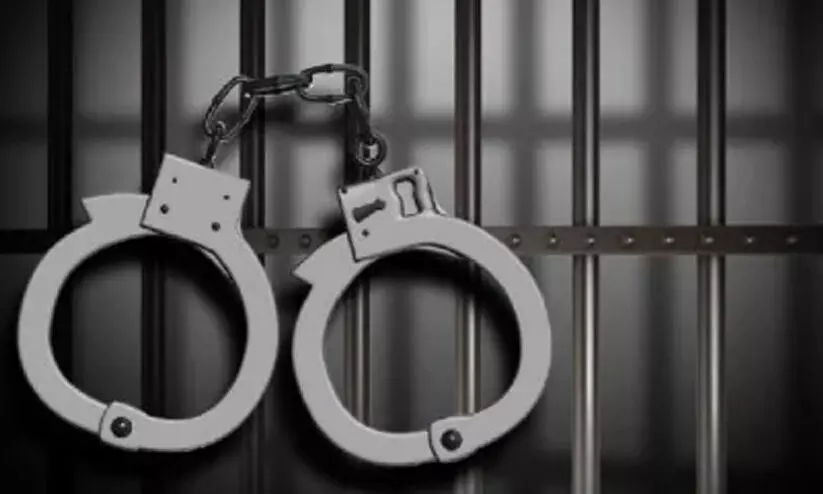 എം.ഡി.എം.എ വിറ്റ രണ്ടുപേർ അറസ്റ്റിൽ എം.ഡി.എം.എ വിറ്റ രണ്ടുപേർ അറസ്റ്റിൽ