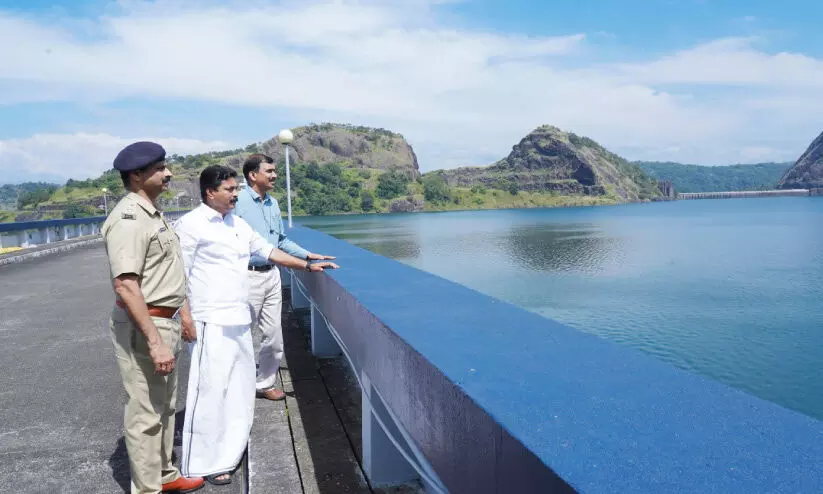 നടന്ന് കാണാം... ഇടുക്കി-ചെറുതോണി അണ​ക്കെട്ട്