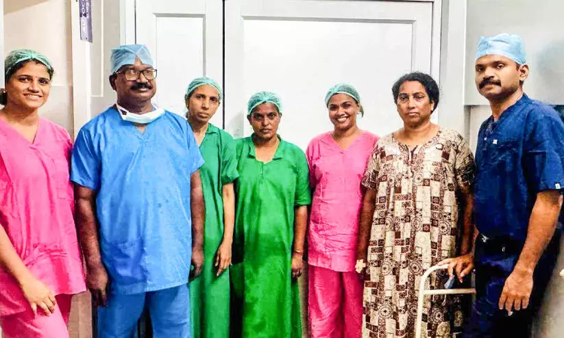 ആരോഗ്യസേവന രംഗത്ത് മറ്റൊരു നേട്ടം; കുറ്റിപ്പുറം താലൂക്ക് ആശുപത്രിയിൽ കാൽമുട്ട് മാറ്റിവെക്കൽ ശസ്ത്രക്രിയ വിജയകരം ആരോഗ്യസേവന രംഗത്ത് മറ്റൊരു നേട്ടം; കുറ്റിപ്പുറം താലൂക്ക് ആശുപത്രിയിൽ കാൽമുട്ട് മാറ്റിവെക്കൽ ശസ്ത്രക്രിയ വിജയകരം