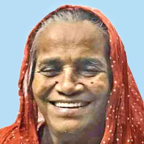 അ​യി​ഷ ഹ​ജ്ജു​മ്മ