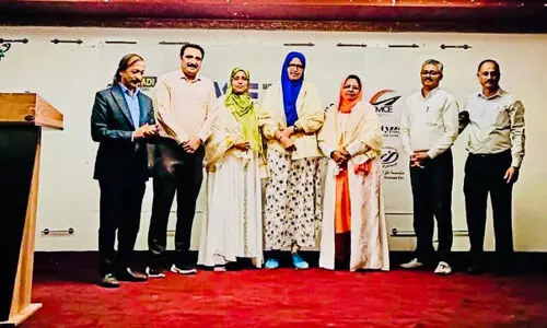 ‘വി ദ പീപ്പിൾ’ ഒന്നാം വാർഷികവും കേരളപ്പിറവി ദിനവും ആഘോഷിച്ചു ‘വി ദ പീപ്പിൾ’ ഒന്നാം വാർഷികവും കേരളപ്പിറവി ദിനവും ആഘോഷിച്ചു