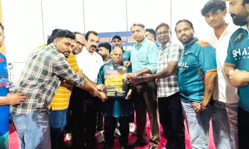 ഫുട്ബാൾ ടൂർണമെന്റ് ​േബ്രാഷർ പ്രകാശനം