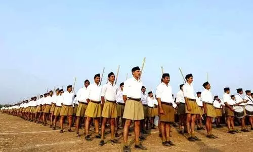 ഉന്മാദ ദേശീയതയുടെ നൂറു വർഷങ്ങൾ ഉന്മാദ ദേശീയതയുടെ നൂറു വർഷങ്ങൾ