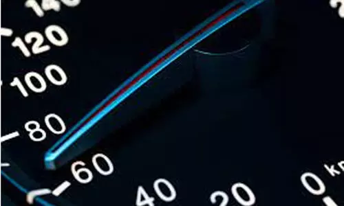 റു​ശ്താ​ഖി​നും ഇ​ബ്രി​ക്കു​മി​ട​യി​ൽ വാ​ഹ​ന വേ​ഗത്തിന് നിയന്ത്രണം