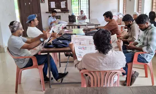 വായനശാല: പഴയത് മതി, പുതിയത് പണിേയണ്ട