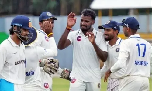 രഞ്ജി ട്രോഫി: സൗരാഷ്ട്രയെ 160ന് പുറത്താക്കി കേരളം, മറുപടി ബാറ്റിങ്ങിൽ രോഹൻ കുന്നുമലിന് അർധ സെഞ്ച്വറി