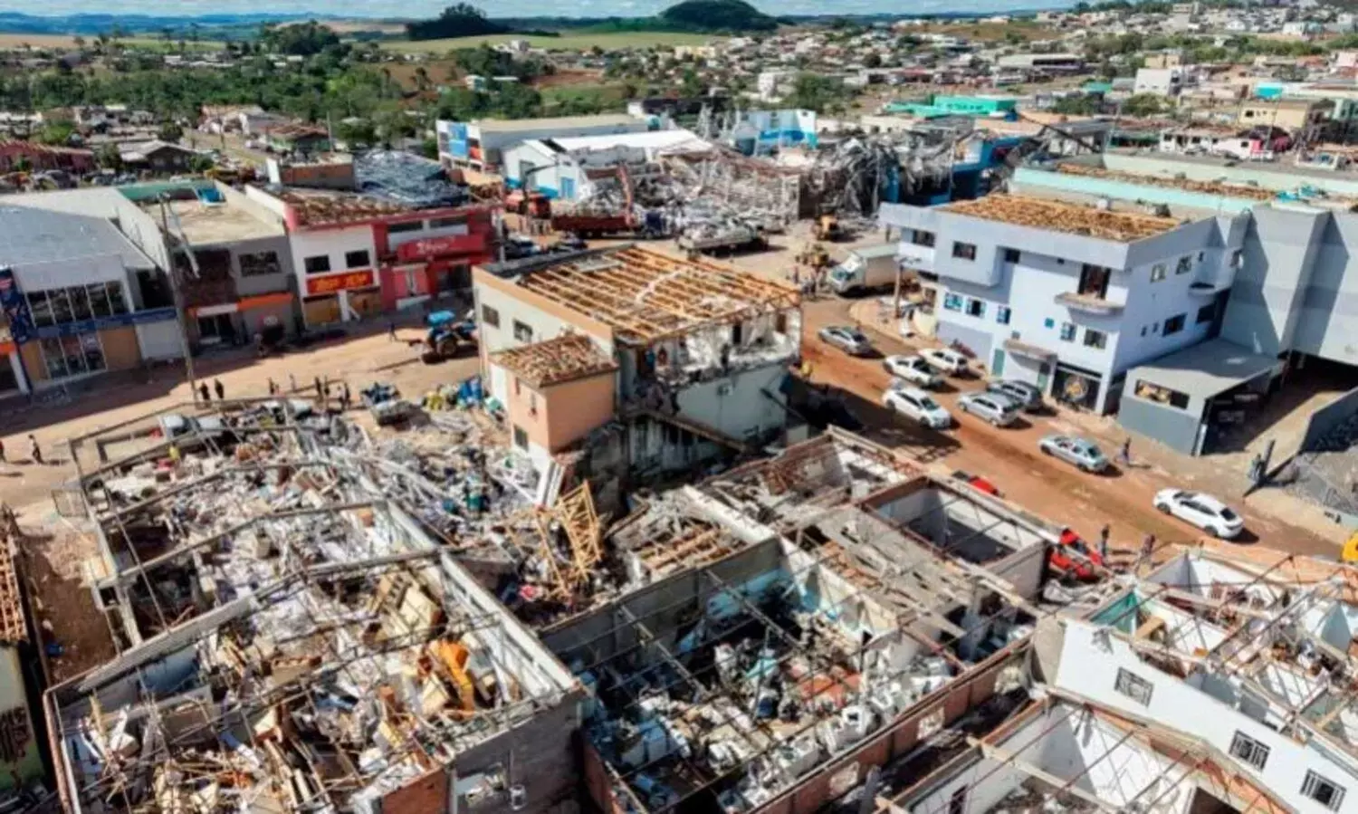 Tornado,Brazil,Deaths,Injuries,Disaster, ചുഴലിക്കാറ്റ്, ബ്രസീൽ, ടൊർണാഡോ