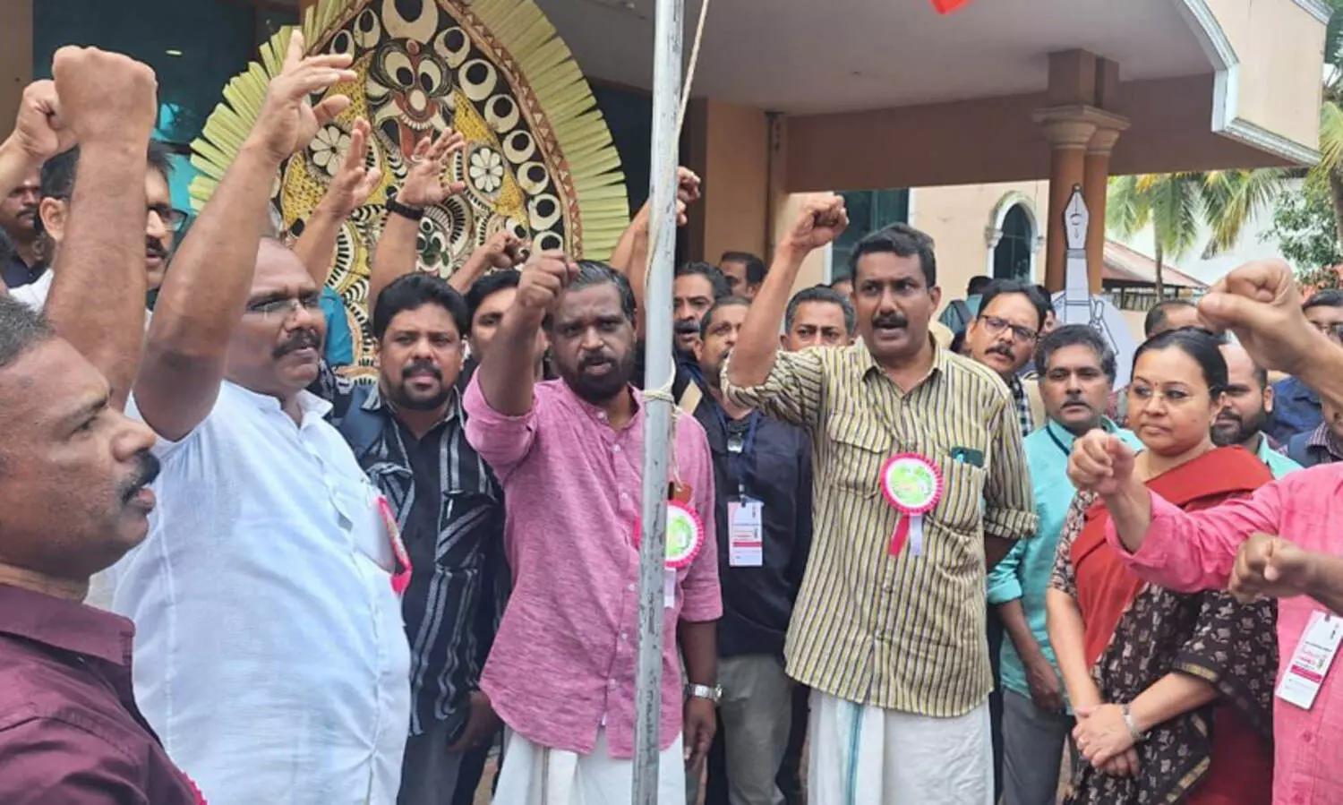 വർക്കിങ്​ ജേണലിസ്​റ്റ് ആക്ട് പുനഃസ്ഥാപിക്കണം -കെ.യു.ഡബ്ല്യു.ജെ