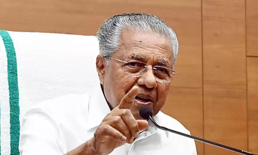 മുഖ്യമന്ത്രിയുടെ മാപ്പിന് എട്ടുകൊല്ലം, മുരുകന്റെ വഴിയേ വേണുവും മുഖ്യമന്ത്രിയുടെ മാപ്പിന് എട്ടുകൊല്ലം, മുരുകന്റെ വഴിയേ വേണുവും