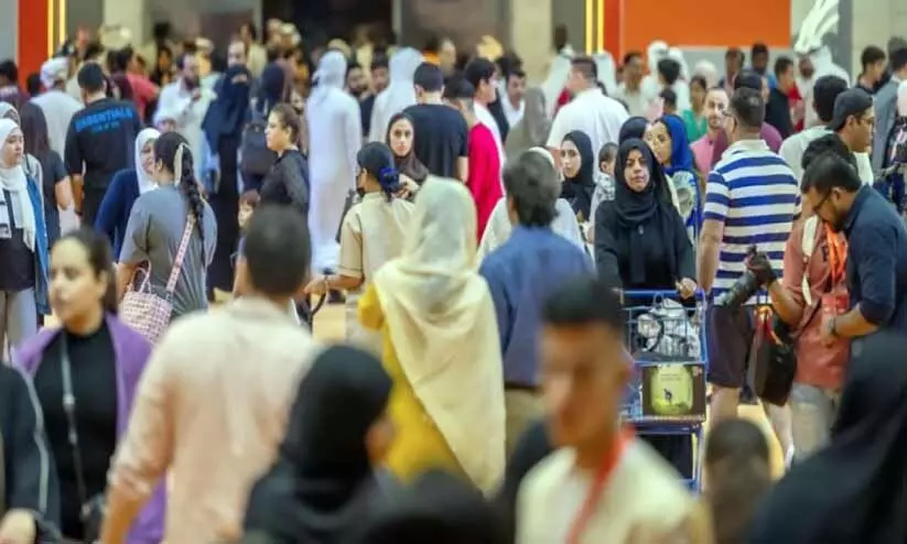 ഷാർജ   അന്താരാഷ്ട്ര   പുസ്തകമേള:   വായനയുടെ   അമരത്വം