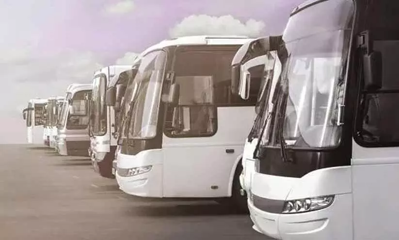 അന്തര് സംസ്ഥാന സ്വകാര്യ ബസുകള് ഇന്ന് മുതൽ ഓടില്ല; ബംഗളൂരു, ചെന്നൈ യാത്ര ദുഷ്കരമാകും അന്തര് സംസ്ഥാന സ്വകാര്യ ബസുകള് ഇന്ന് മുതൽ ഓടില്ല; ബംഗളൂരു, ചെന്നൈ യാത്ര ദുഷ്കരമാകും