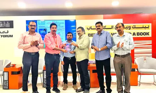 ‘പ​റ​ന്നി​റ​ങ്ങു​ന്ന​വ​ർ​ക്ക് പു​തു​ലോ​കം പ​ണി​യു​ന്ന​വ​ർ’ പ്ര​കാ​ശ​നം ചെ​യ്തു