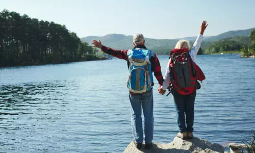പ്രായം വിട്ടേക്കൂ, യാത്രകൾ തുടരൂ...