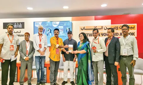 ‘ദേ​ശാ​ന്ത​ര​ങ്ങ​ളി​ലെ വി​സ്മ​യ​ക്കാ​ഴ്ച​ക​ൾ’ പ്ര​കാ​ശ​നം