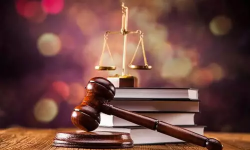 ആധാരത്തിന് കേടുപാട്: നഷ്ടപരിഹാരം നൽകണമെന്ന് കോടതി