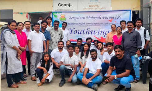 വസ്ത്രങ്ങളും നിത്യോപയോഗ സാധനങ്ങളും കൈമാറി