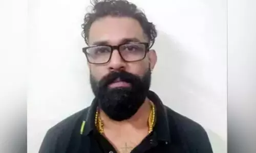 സ്റ്റാ​മ്പ് ഡ്യൂ​ട്ടി മ​റ​വി​ൽ കോ​ടി​ക​ൾ ത​ട്ടി​യ കേ​സി​ൽ 2.85 കോ​ടി സ്വ​ത്ത് ക​ണ്ടു​കെ​ട്ടി