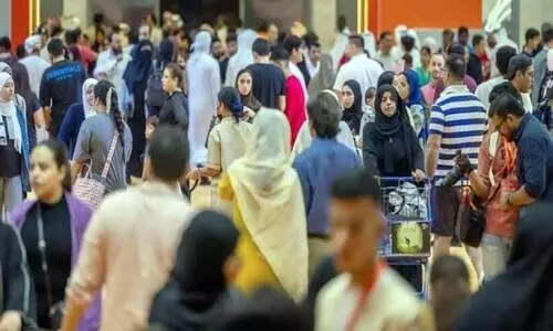 ഷാർജ   അന്താരാഷ്ട്ര   പുസ്തകമേള:   വായനയുടെ   അമരത്വം