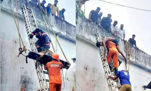 തീ​പി​ടി​ത്തം: ര​ക്ഷാ​പ്ര​വ​ർ​ത്ത​നത്തിന് നാടൊന്നിച്ചു