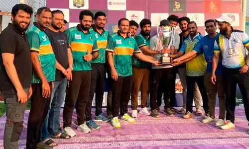 യാം​ബു ഫ്ര​ണ്ട്‌​സ് ക്രി​ക്ക​റ്റ് ടൂ​ർ​ണ​മെന്റിൽ സെ​യ്ൻ സോ​ഴ്സ് ക്രി​ക്ക​റ്റ് ക്ല​ബ് ടീം ​ജേ​താ​ക്ക​ൾ