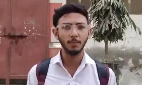 7000 രൂപ ഫീസടക്കാനായില്ല, യു.പിയിൽ വിദ്യാർഥി തീകൊളുത്തി ജീവനൊടുക്കി; അധ്യാപകരും പൊലീസും അപമാനിച്ചതായി പരാതി