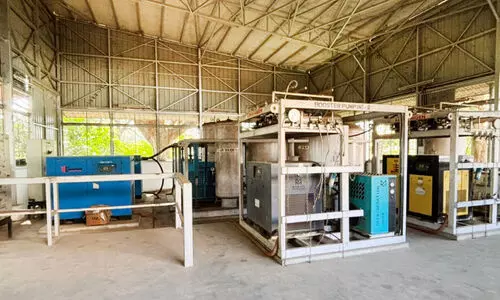 ശ്വാസം നിലച്ച് ഓക്സിജൻ ജനറേറ്റർ പ്ലാന്റ്