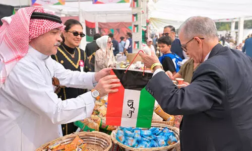 ന്യൂ​ഡ​ൽ​ഹി​യി​ലെ ‘ചാ​രി​റ്റി ബ​സാ​റി​ൽ’ പ​ങ്കാ​ളി​ക​ളാ​യി കു​വൈ​ത്ത് എം​ബ​സി